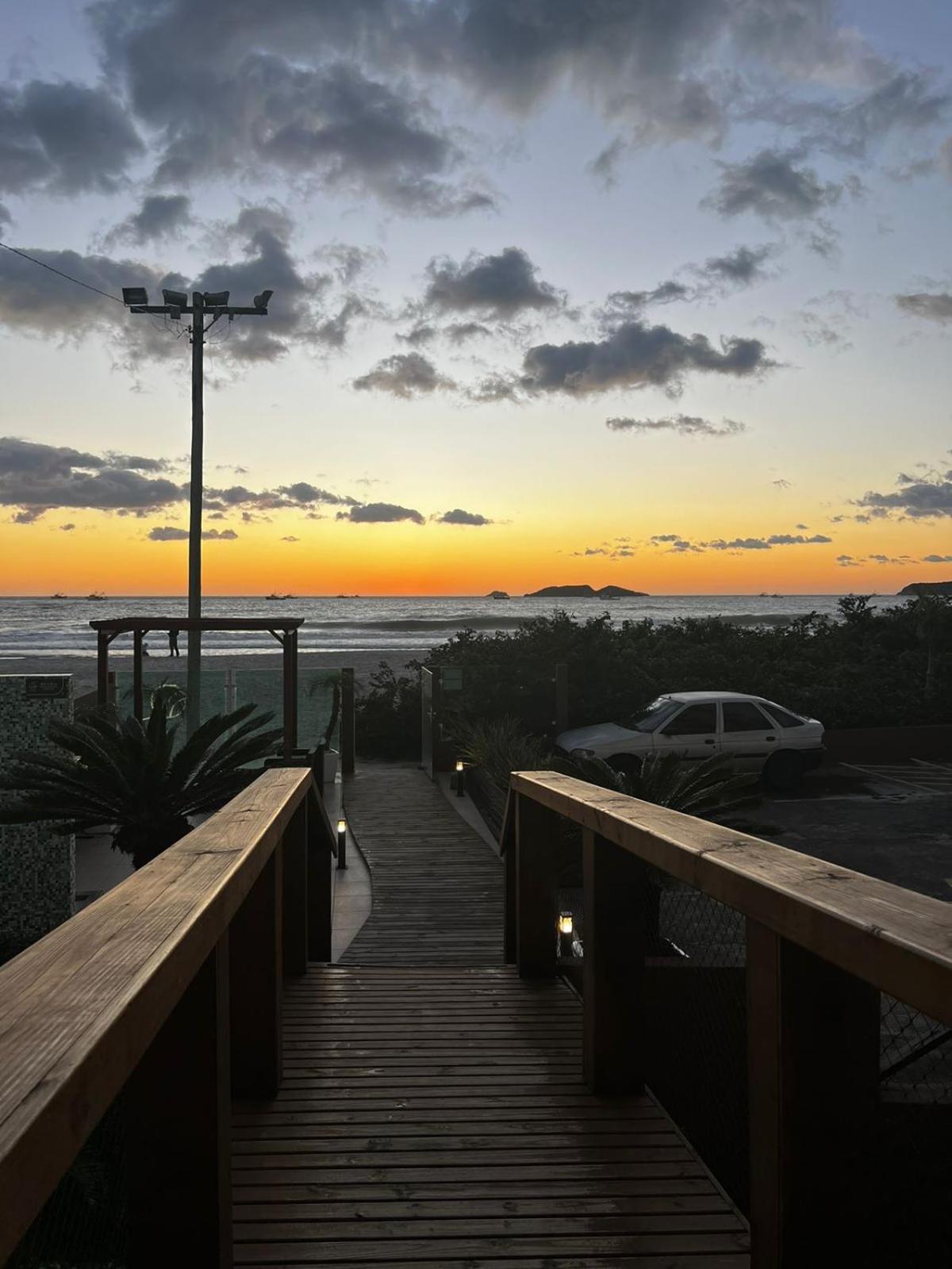 Palm Beach Apart Hotel Florianopolis Exterior photo